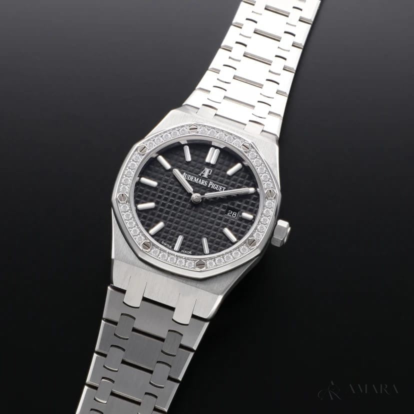 Audemars Piguet Royal Oak – Black & Silver - View 5