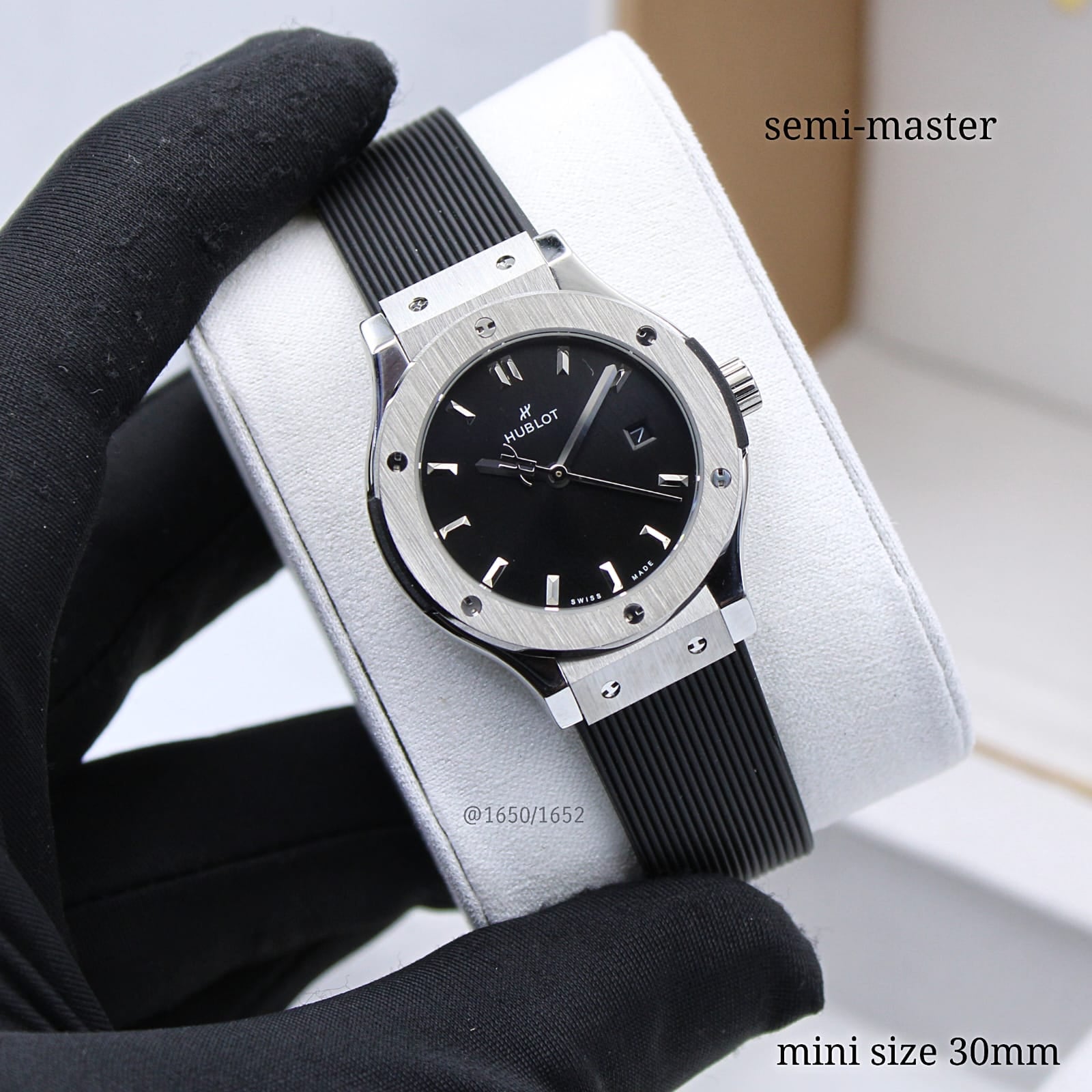 Hublot Classic Fusion Ladies Watch – Black Dial & Rubber Strap - view 5