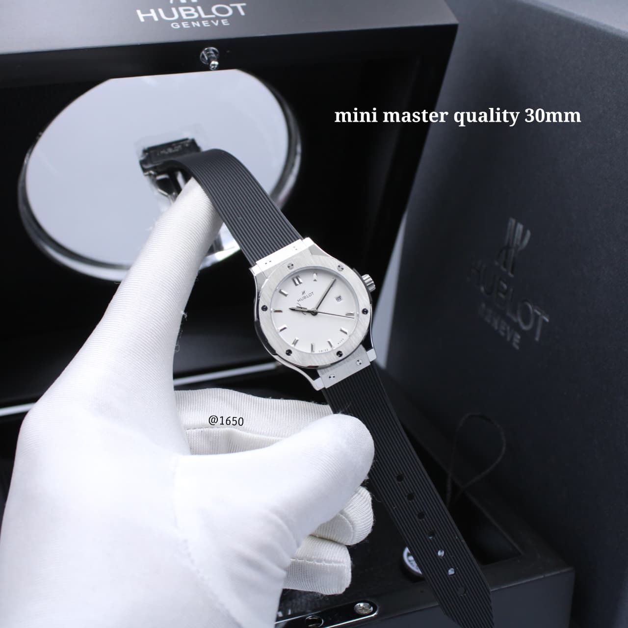 Hublot Classic Fusion Ladies Watch – Opaline Dial - view 5