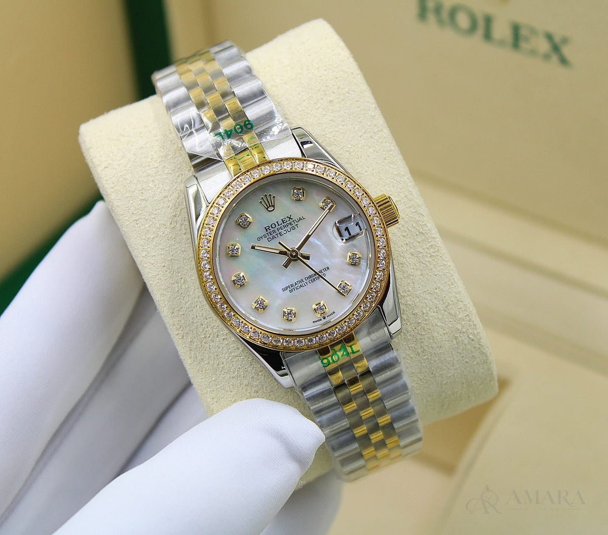 Rolex Lady-Datejust – Two Tone, White Dial & Diamond Detail