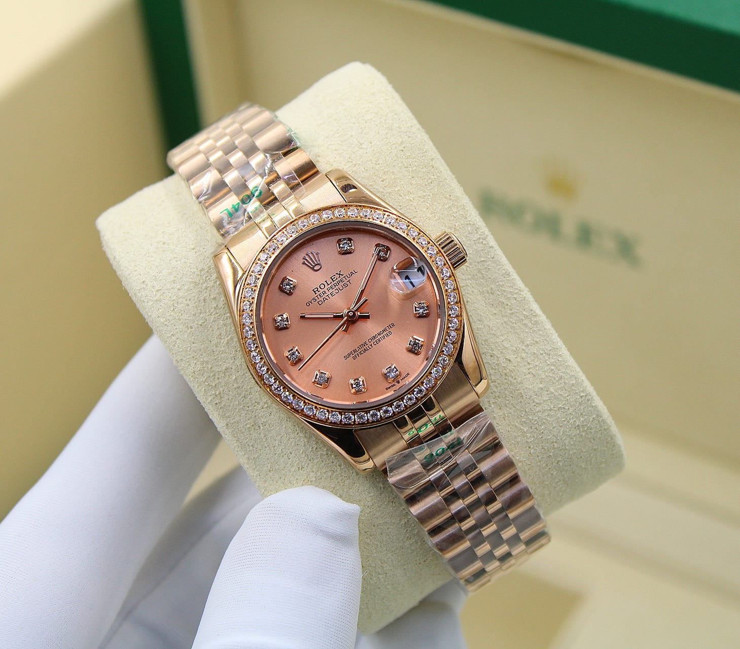 Rolex Lady-Datejust – Everose Gold Tone - view 5