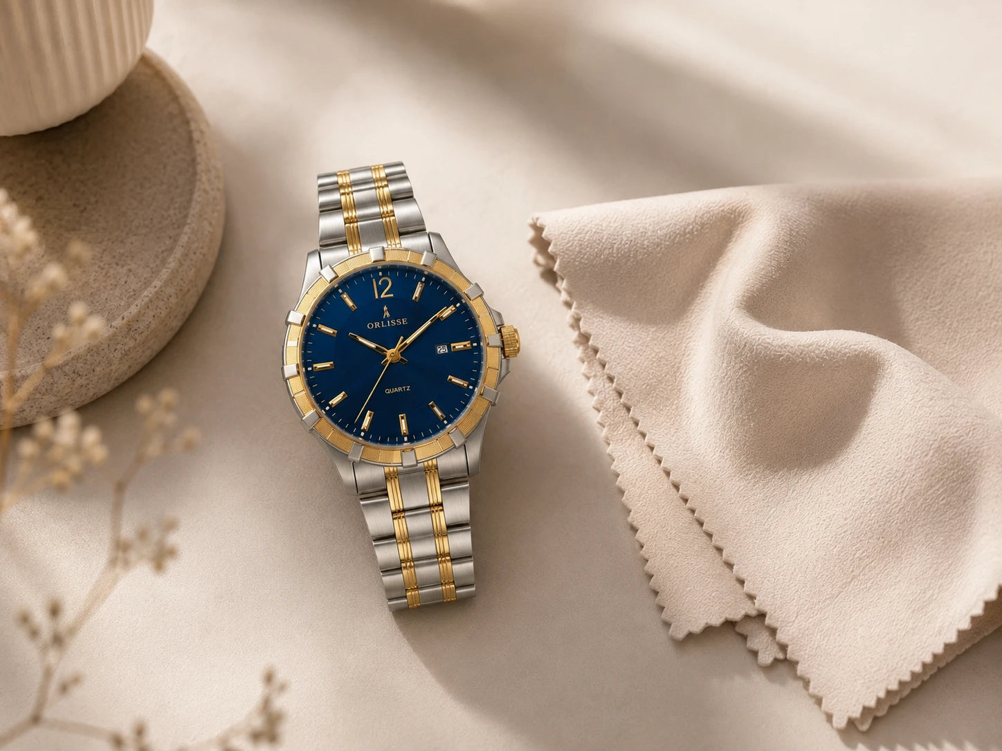A polished everyday piece